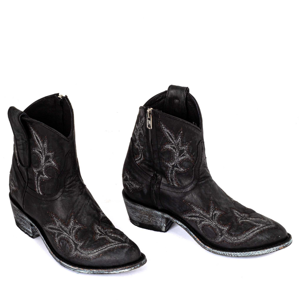 Agave Black Cowboy Boots | Timeless Black Style | Mexicana