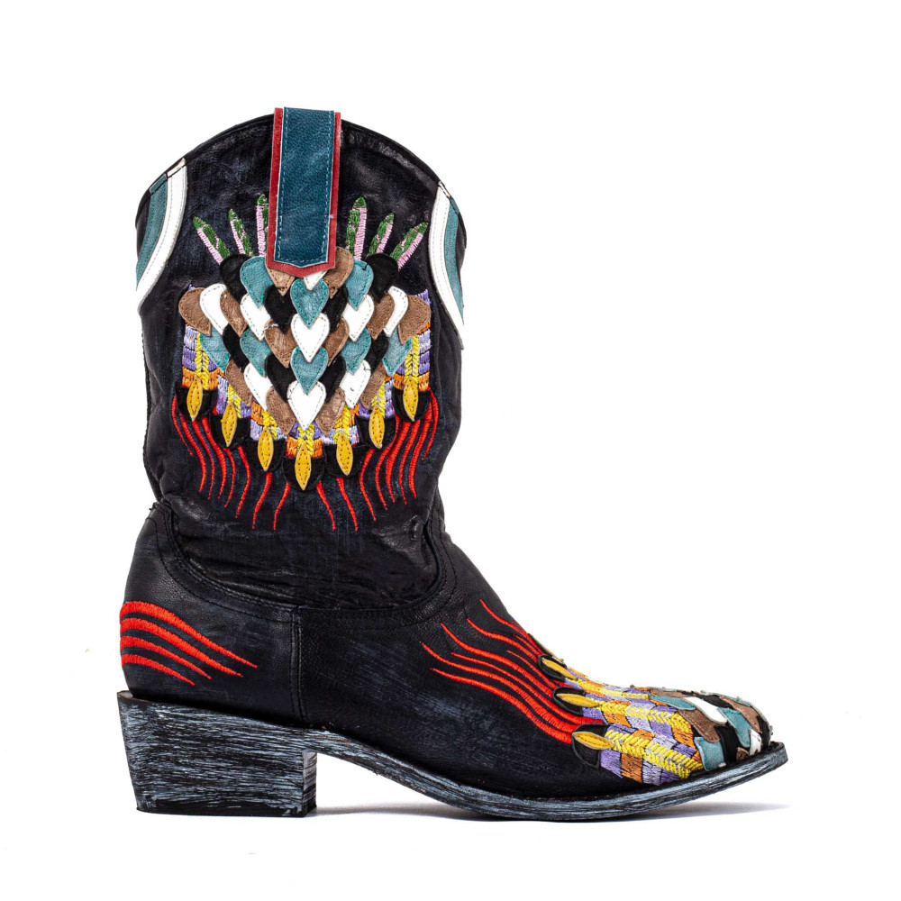 Bottes santiags noires, boots western brodées avec coeur - Formentera 10 black - Santiags femme