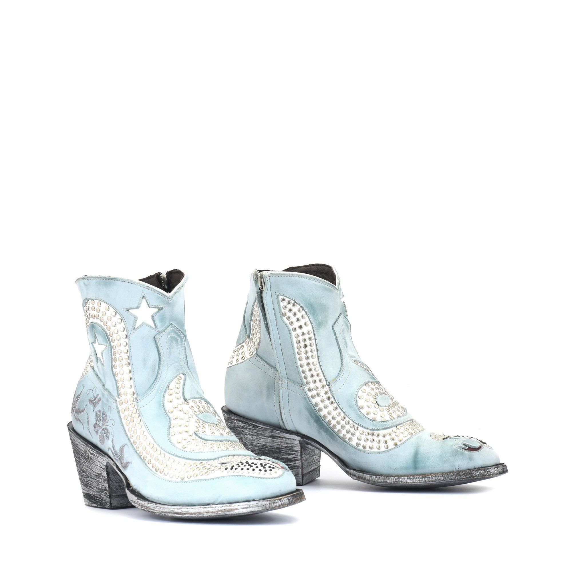 CORIUS SNAKE BLUE SKY ROUNDED TOE ANKLE BOOTS WITH  STUDS  AND SNAKE OUTCUTS   Total heel height 2.6 Inches  100% cow leather  C