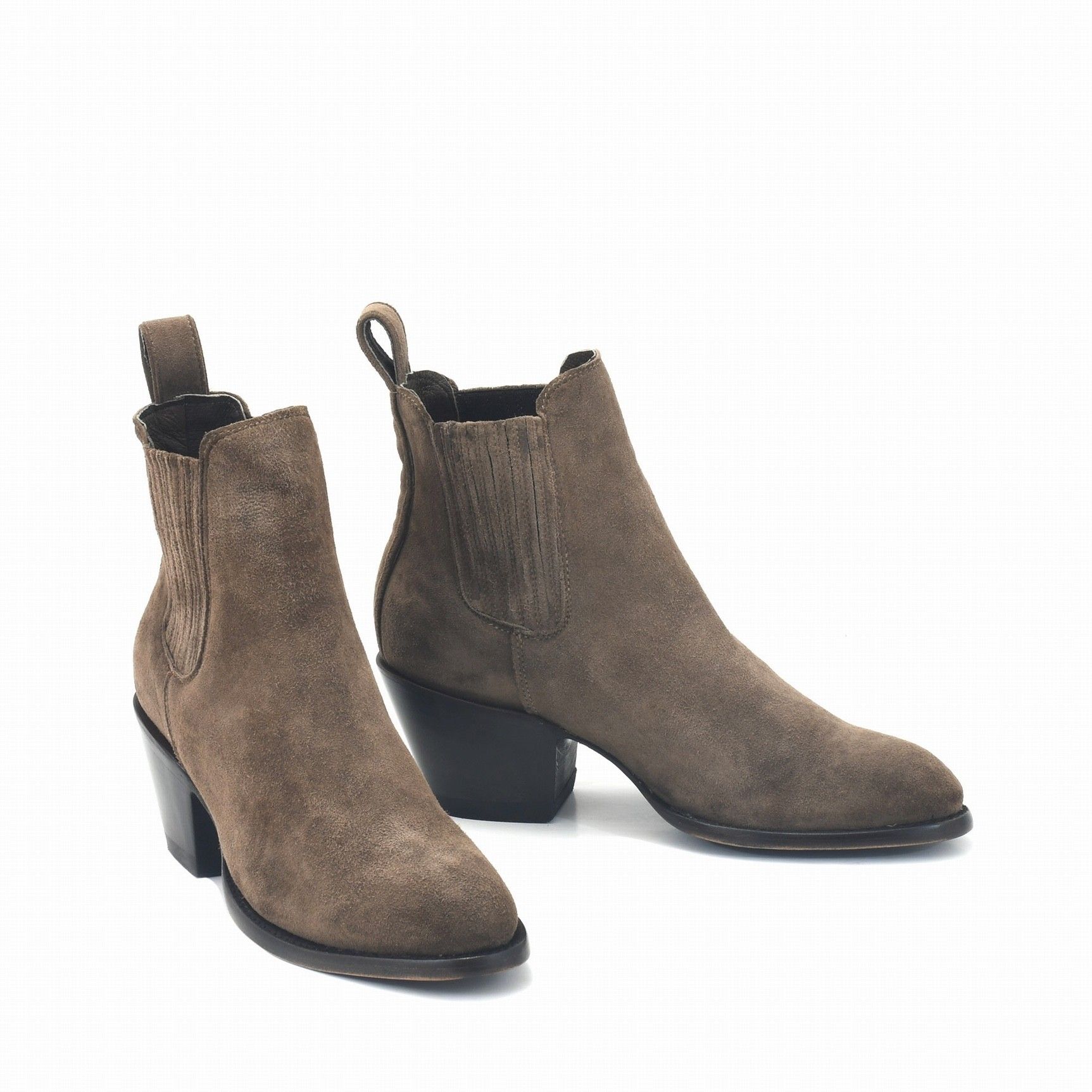 ESTUDIO BROWN SUEDE ROUNDED TOE ANKLE BOOTS FEATURING  ELASTICIZED SIDES COVERED WITH LEATHER  Total heel height 2.6 Inches  100