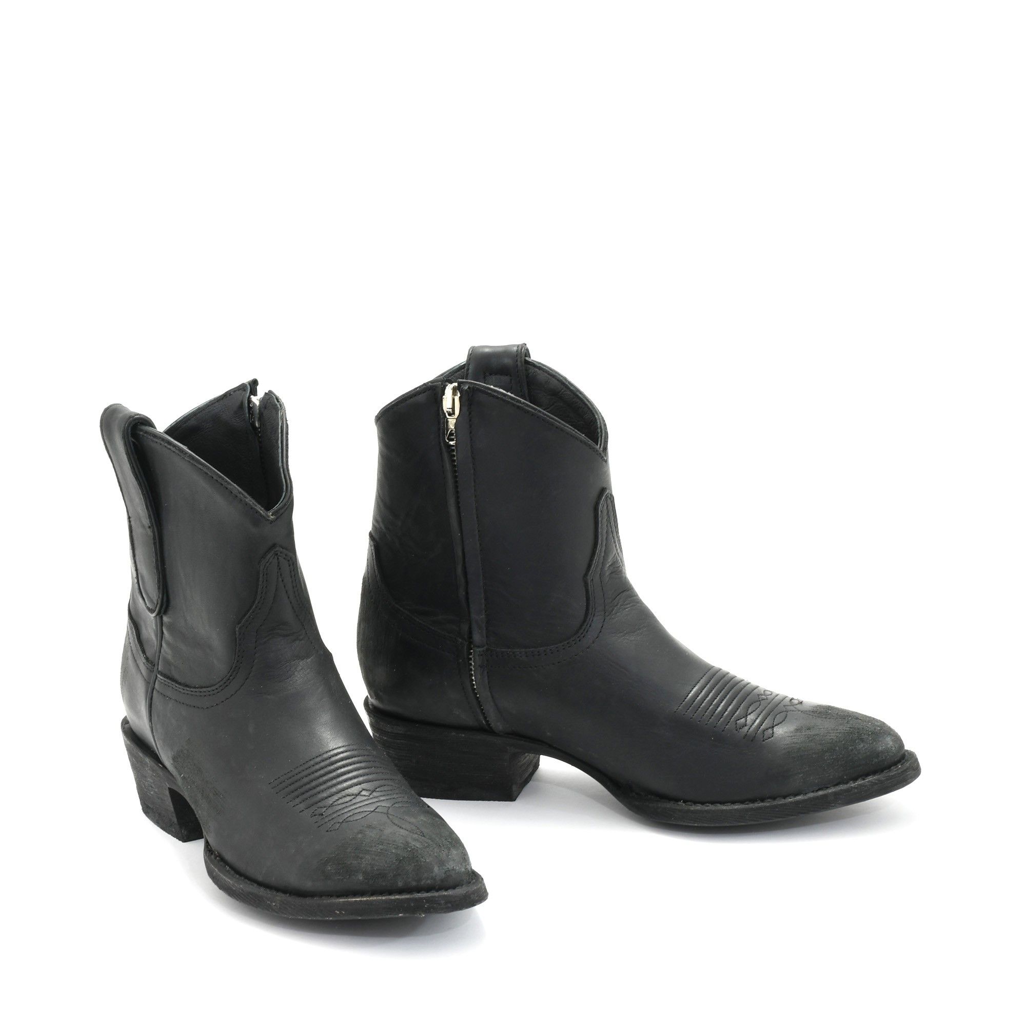 KULTURA BIS BLACK ROUNDED TOE ANKLE BOOTS WITH  COWBOY STYLE STITCHING AND  SIDE ZIP CLOSURE  Total heel height 1.6 Inches  100%