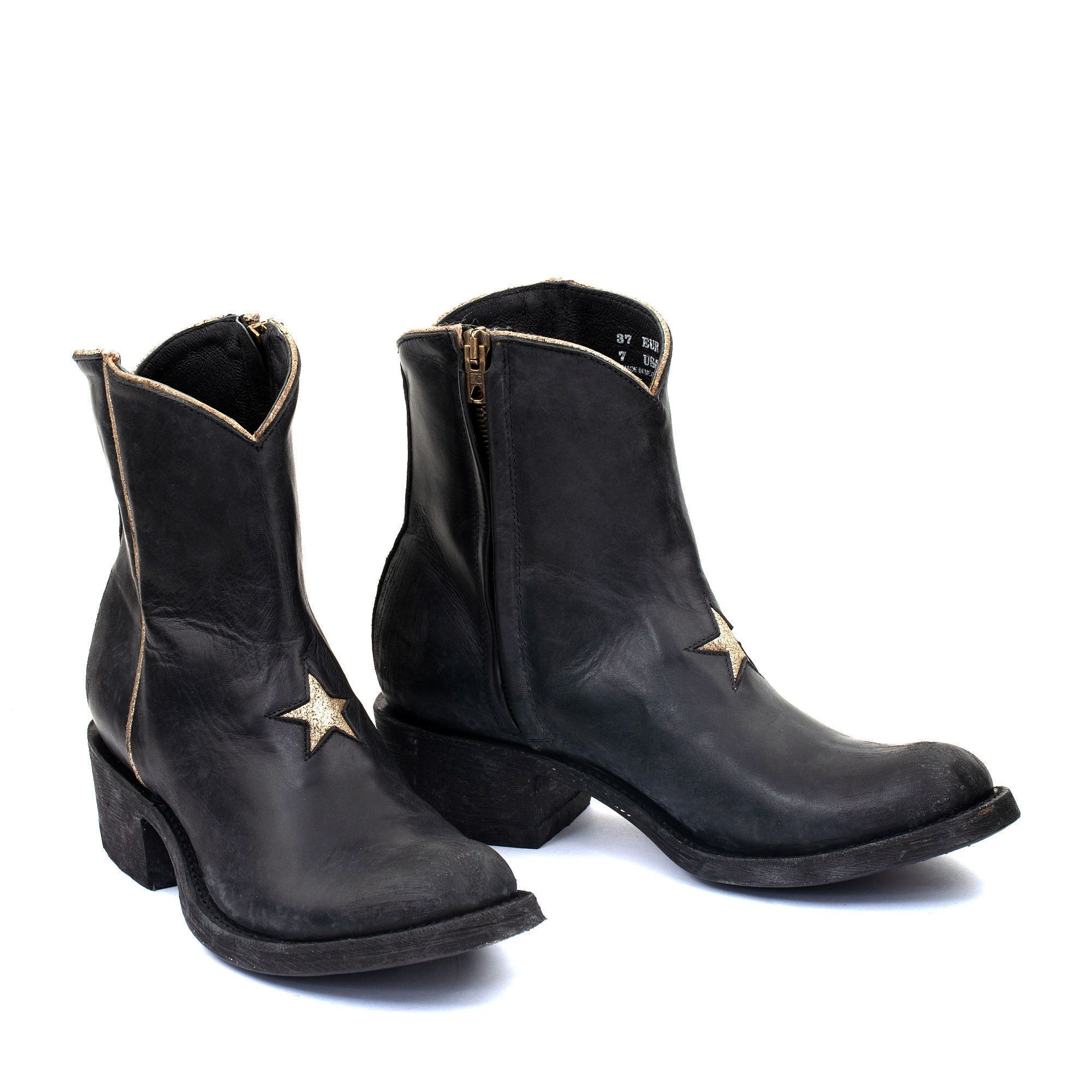 STAR BLACK / FUSIL ROUNDED TOE ANKLE BOOTS WITH STAR  AND SIDE ZIP CLOSURE  Total heel height 1.8 Inches  100% cow leather  Colo