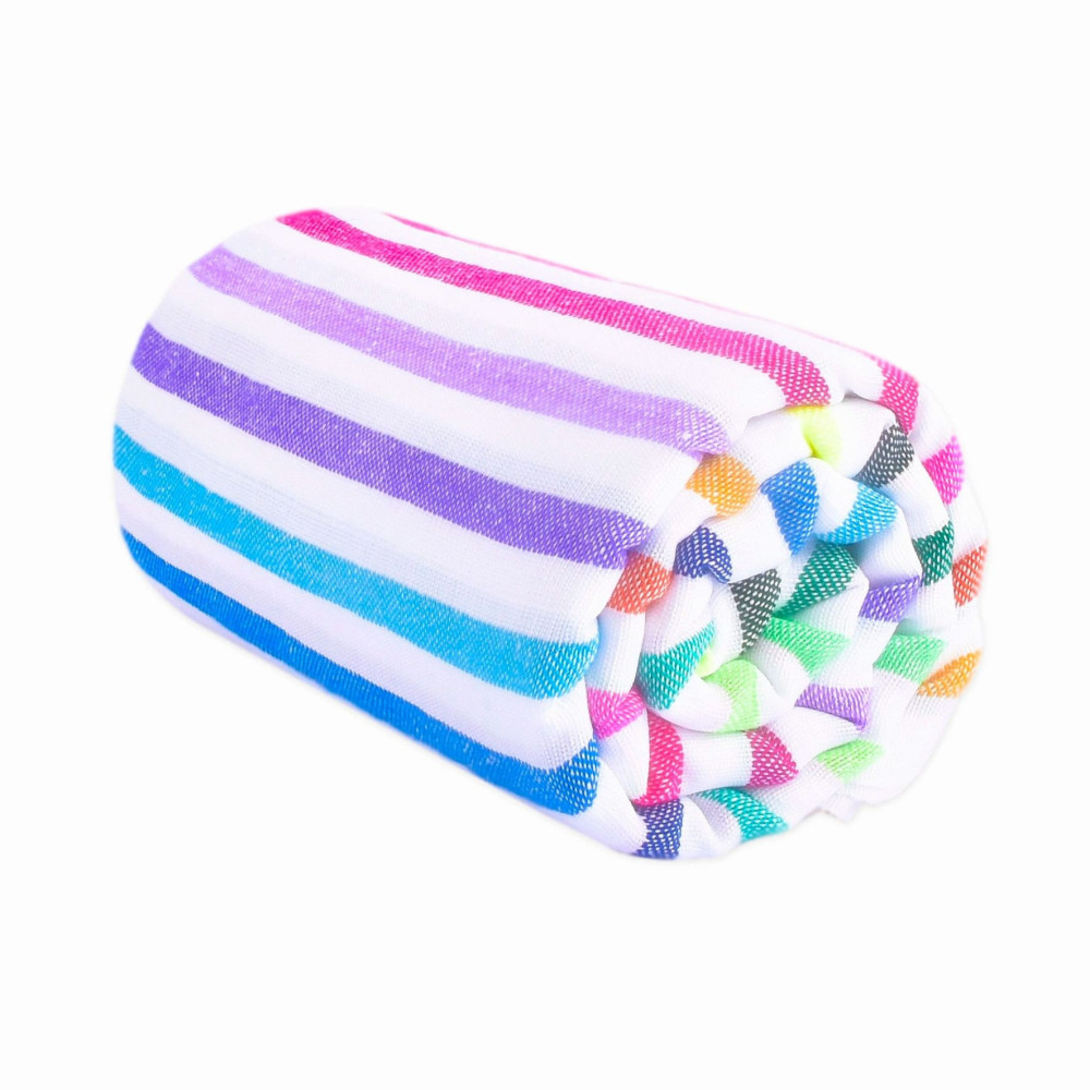 LA LUCIA Cette jolie couverture de plage légère est tissée au Mexique, en utilisant du coton recyclé et en s'inspirant des tissu