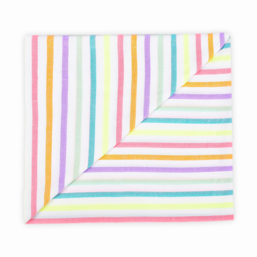 LA SOFIA Cette jolie couverture de plage légère est tissée au Mexique, en utilisant du coton recyclé et en s'inspirant des tissu