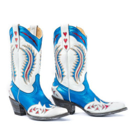 DRAGON LOVE BLUE WHITE RED BOTTES A BOUT POINTU AVEC DECOUPE AIGLE ET
COEUR
Hauteur totale du talon 6.5 cm
100% cuir de vache