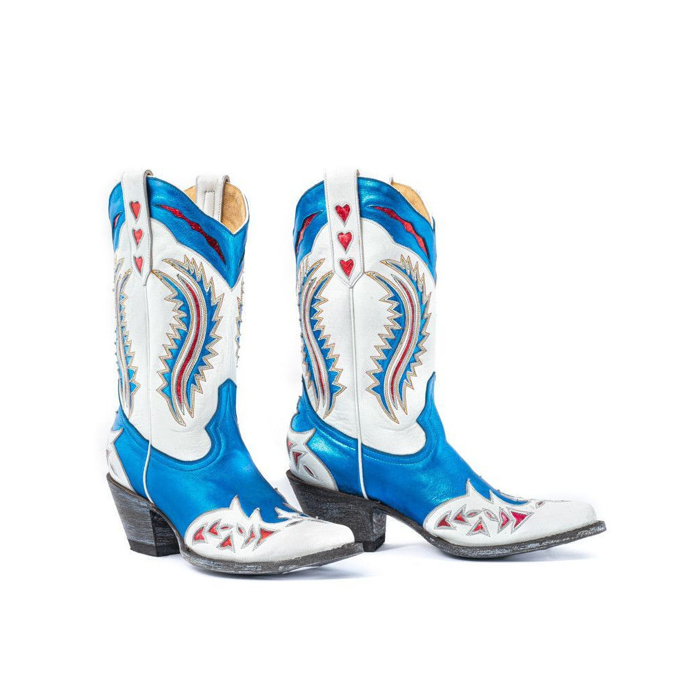 DRAGON LOVE BLUE WHITE RED BOTTES A BOUT POINTU AVEC DECOUPE AIGLE ET
COEUR
Hauteur totale du talon 6.5 cm
100% cuir de vache