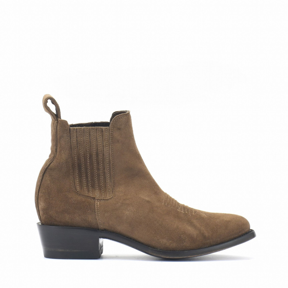 ESTUDIO BIS BROWN ANTE PREMIER BOTTINES A BOUT ROND AVEC SURPIQURE
WESTERN, ELASTIQUES LATERAUX RECOUVERTS
Hauteur totale du t