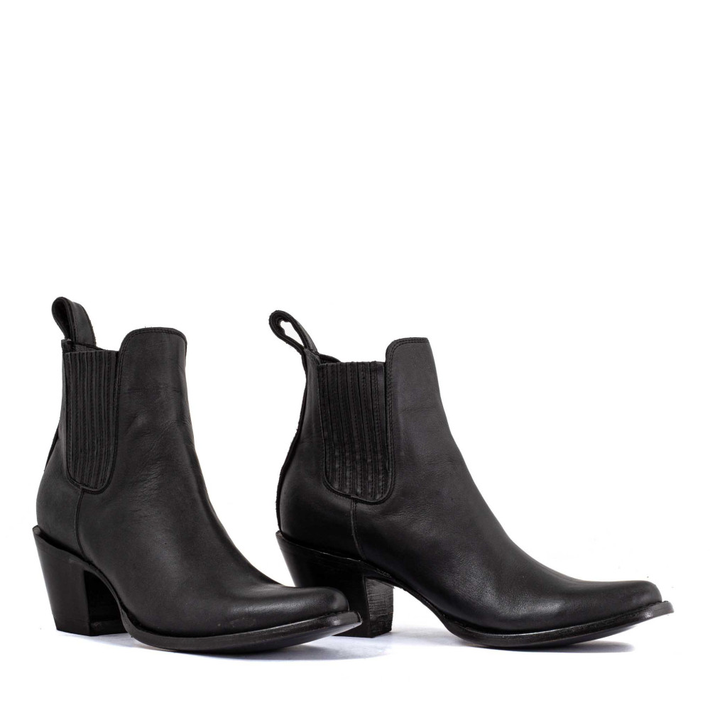 Estudio Black Boots - Handcrafted Excellence by Mexicana Boots