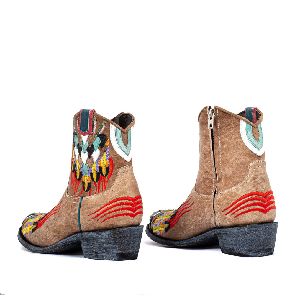 Santiags beiges, boots western brodées avec coeur - Formentera bone - Santiags femme