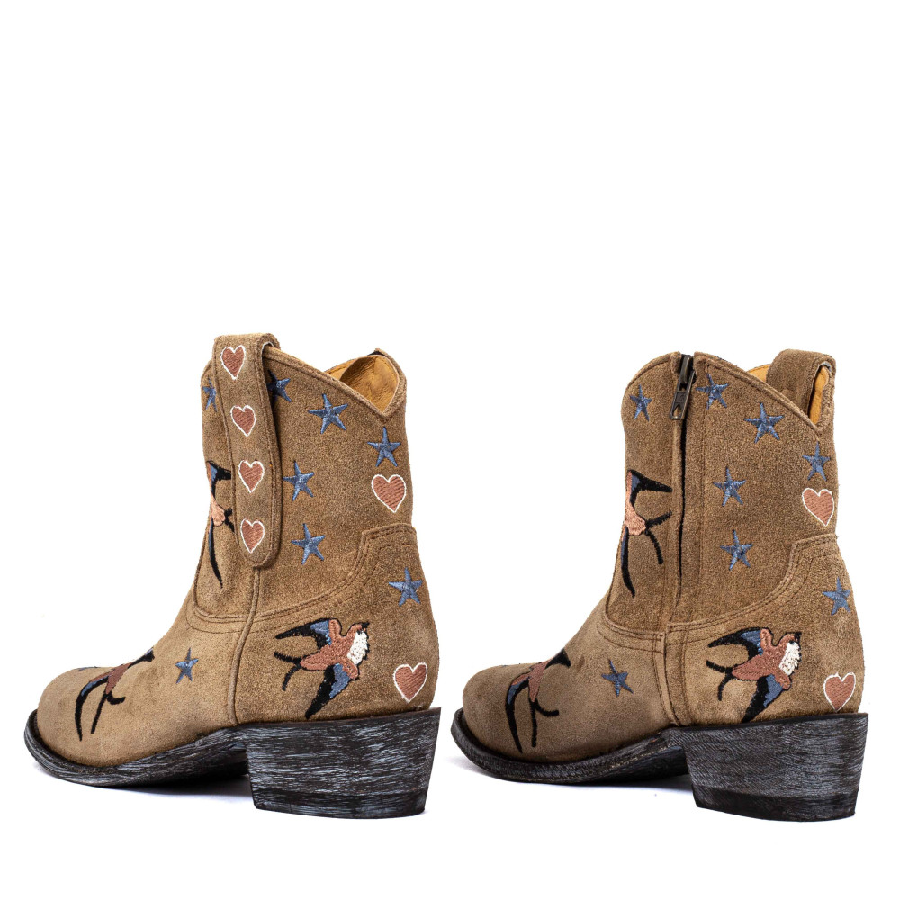 Boots western brodées en suede beige - Golondrina tan - Santiags femme